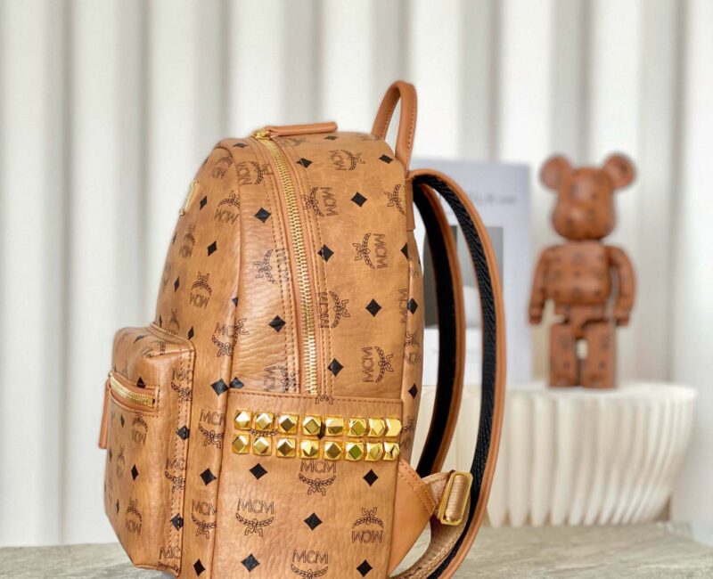 Balo MCM Stark Side Studs Visetos màu Cognac Small