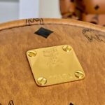 Balo MCM Stark Side Studs Visetos màu Cognac Small