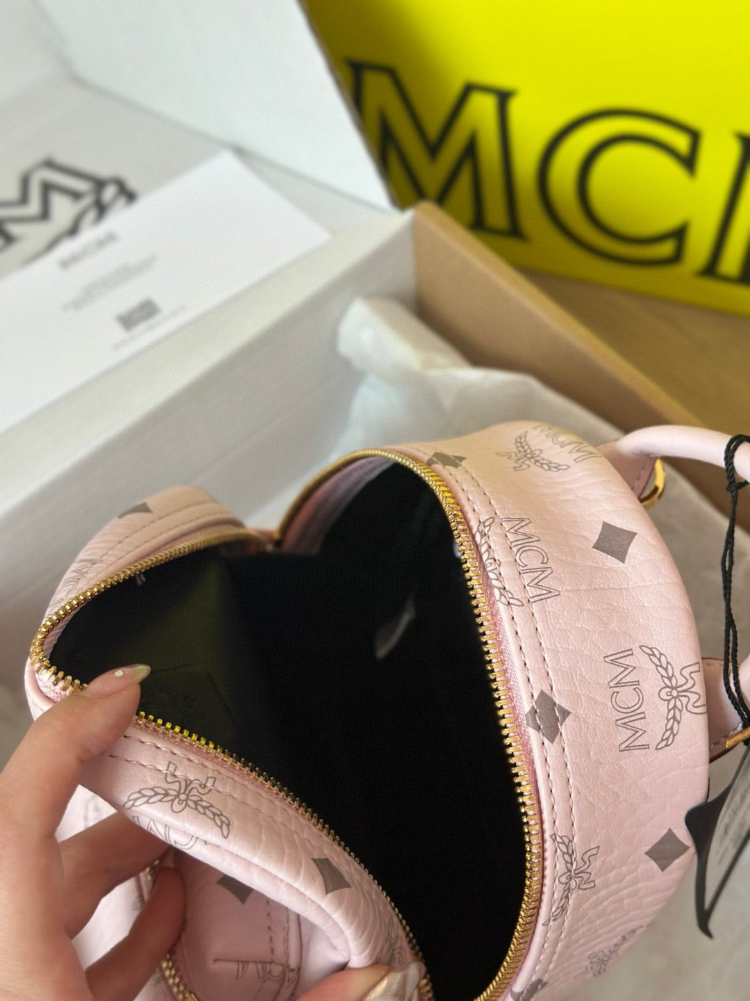 Balo MCM Stark Studs Backpack Visetos Pink Mini