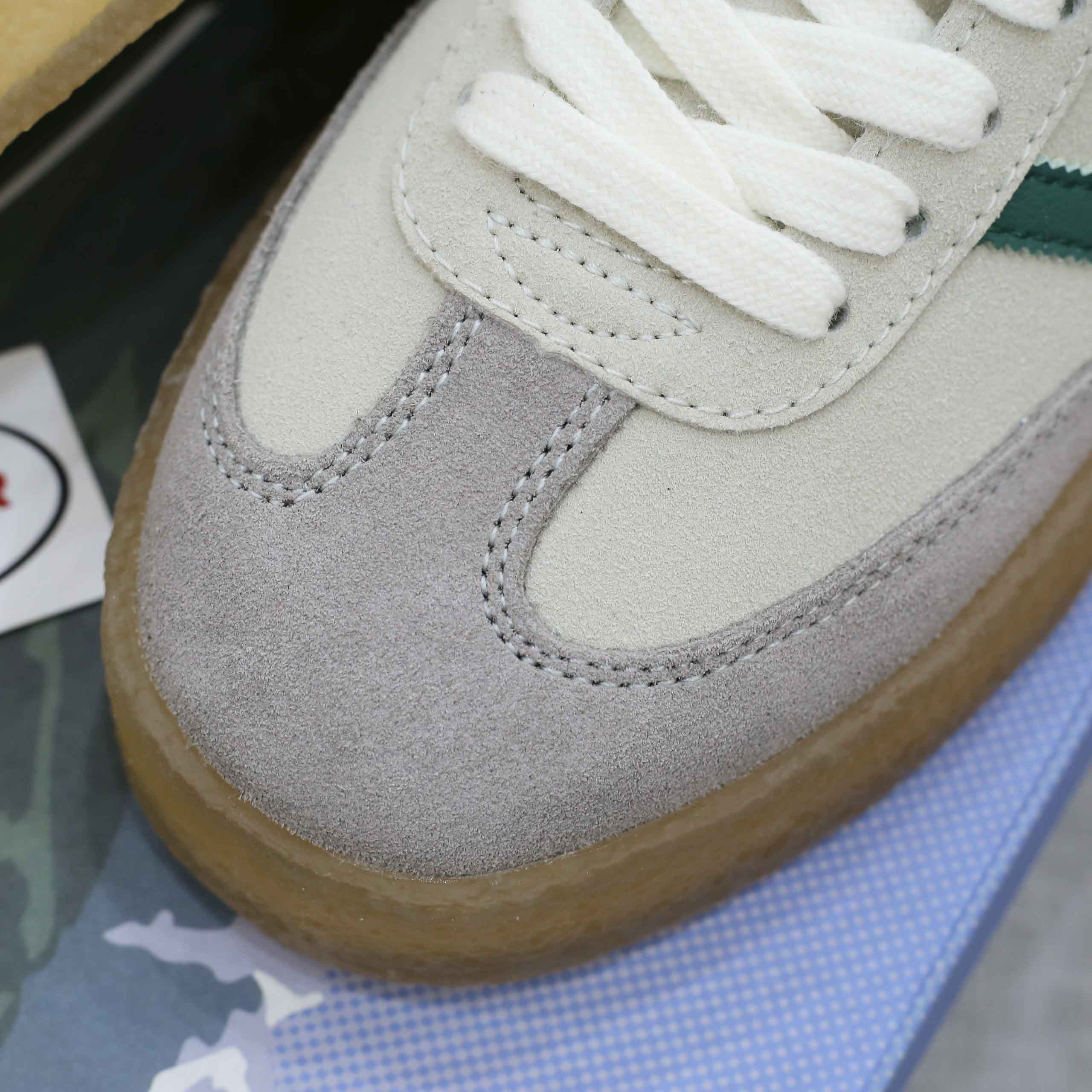 Giày Adidas Clarks 8th Street Samba by Ronnie Fieg Chalk White Green Like Auth