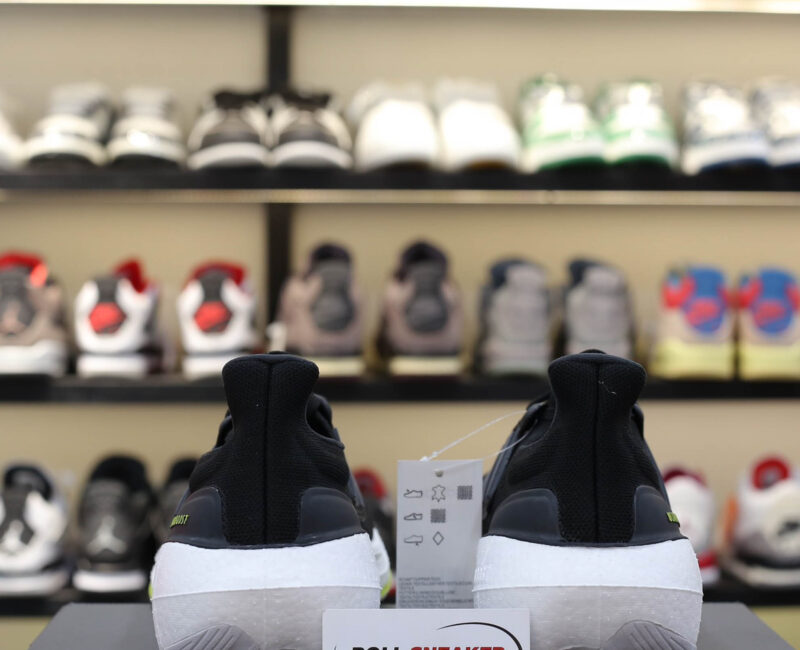 Giày Adidas UltraBoost Light 23 ‘Core Black Grey’ Like Auth