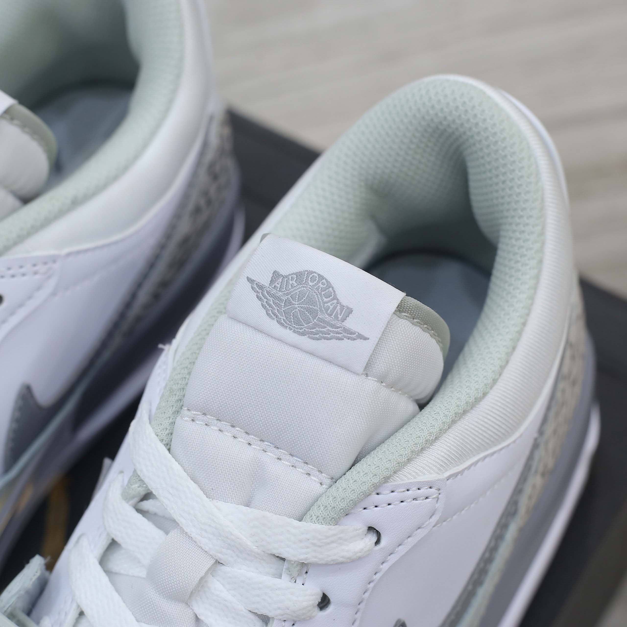 Giày Air Jordan Legacy 312 Low ‘Sea Glass’ Like Auth