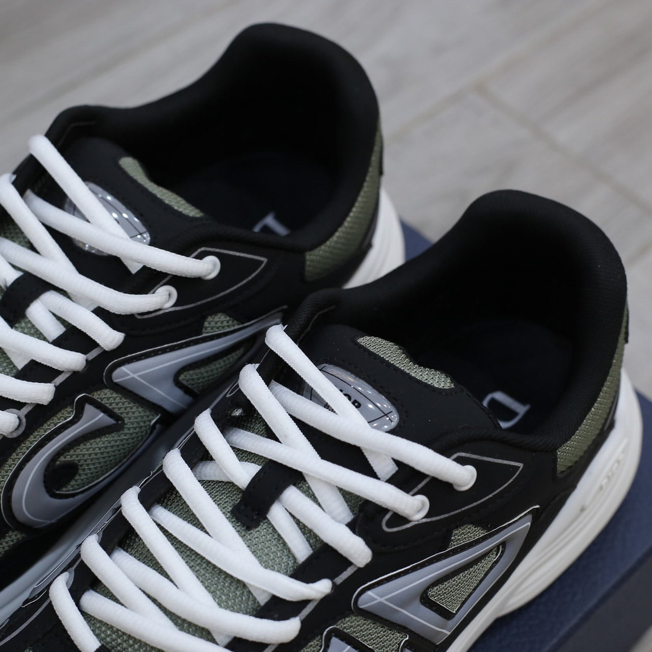 Giày Dior B30 Sneaker Deep Green Mesh and Black Technical Fabric Like Auth