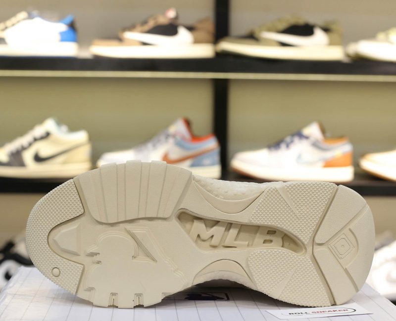 Giày MLB Big Ball Chunky Beige Red ‘C’ Like Auth