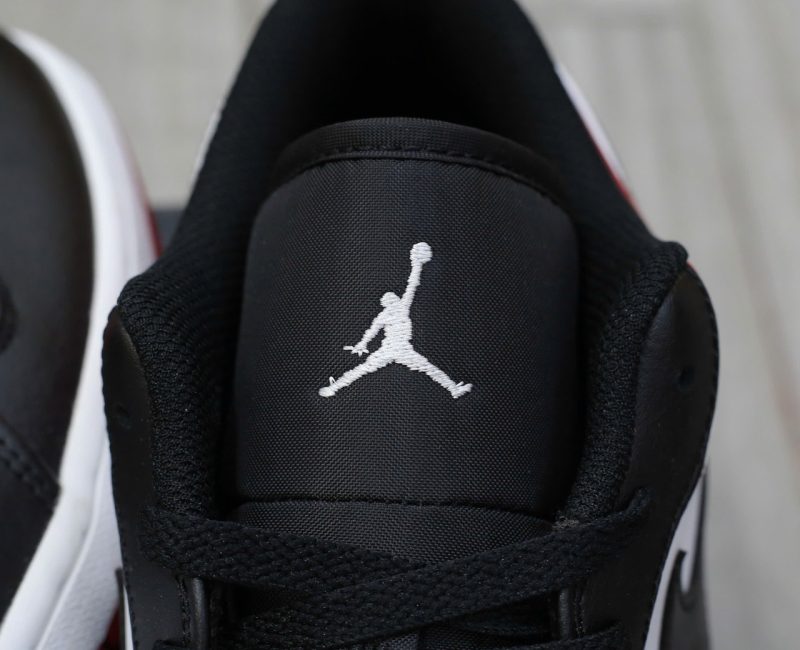 Giày Nike Air Jordan 1 Low ‘Bred Toe’ Chuẩn 99% Auth