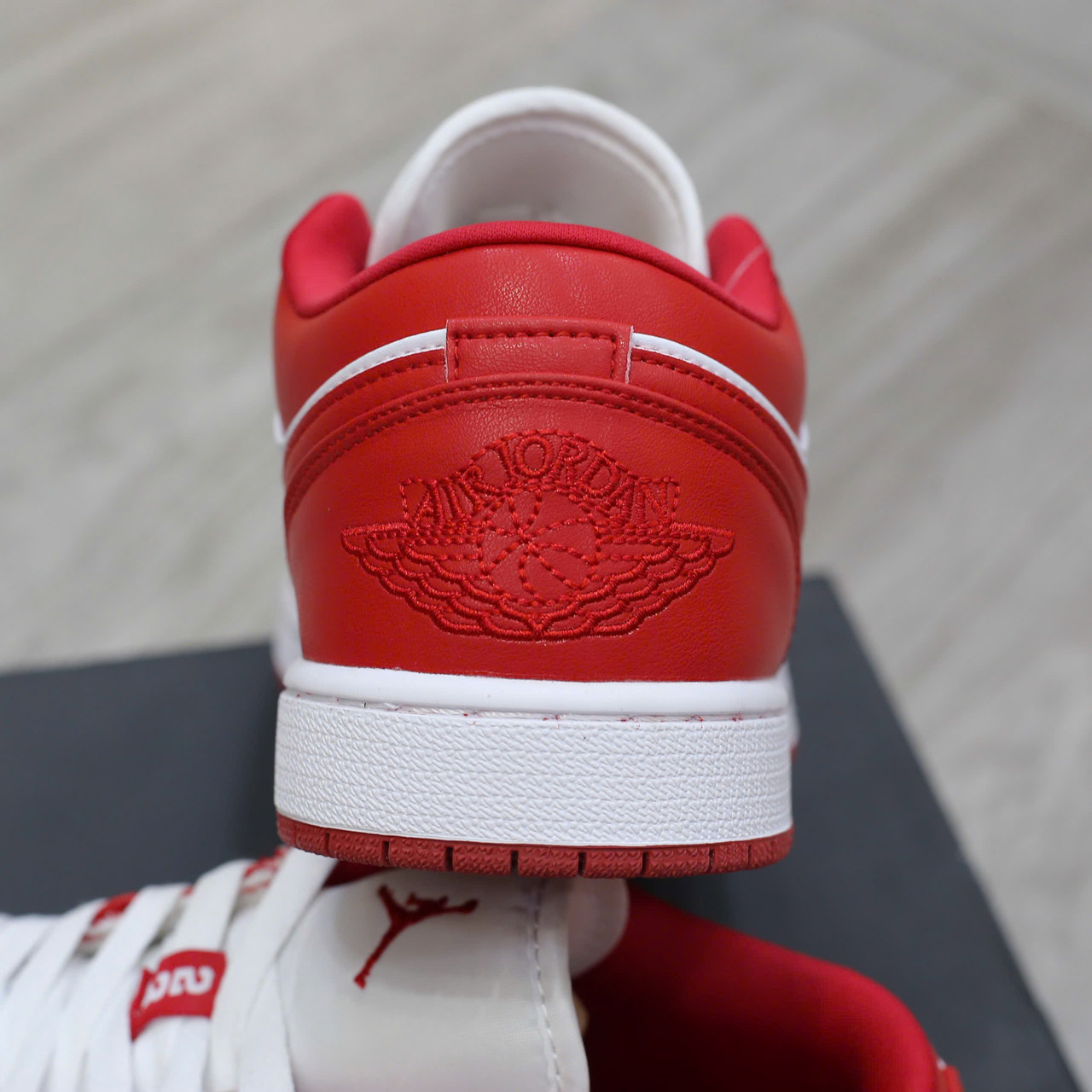 Giày Nike Air Jordan 1 Low Gym Red White Chuẩn 95% Auth