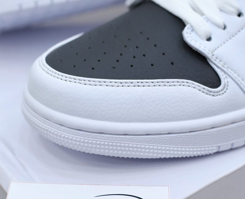 Giày Nike Air Jordan 1 Low Panda Best Quality