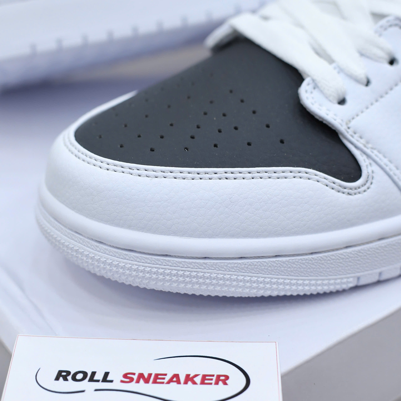 Giày Nike Air Jordan 1 Low Panda Best Quality