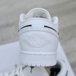 Giày Nike Air Jordan 1 Low Panda Best Quality