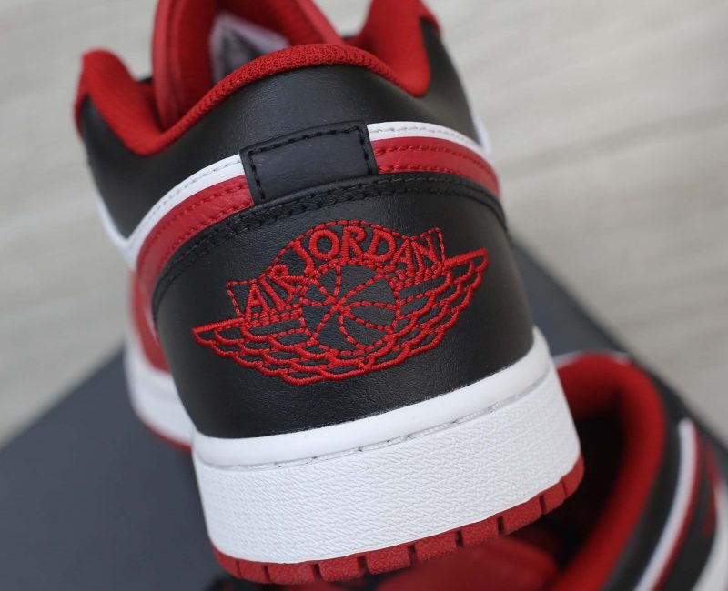 Giày Nike Air Jordan 1 Low ‘Reverse Black Toe’ Best Quality