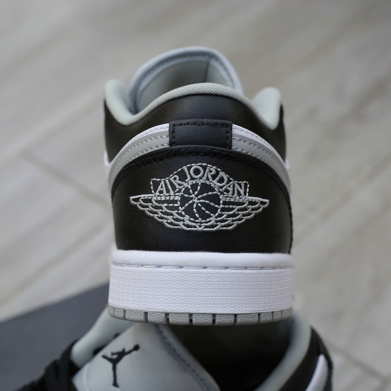 Giày Nike Air Jordan 1 Low Shadow Smoke Grey Chuẩn 99% Auth