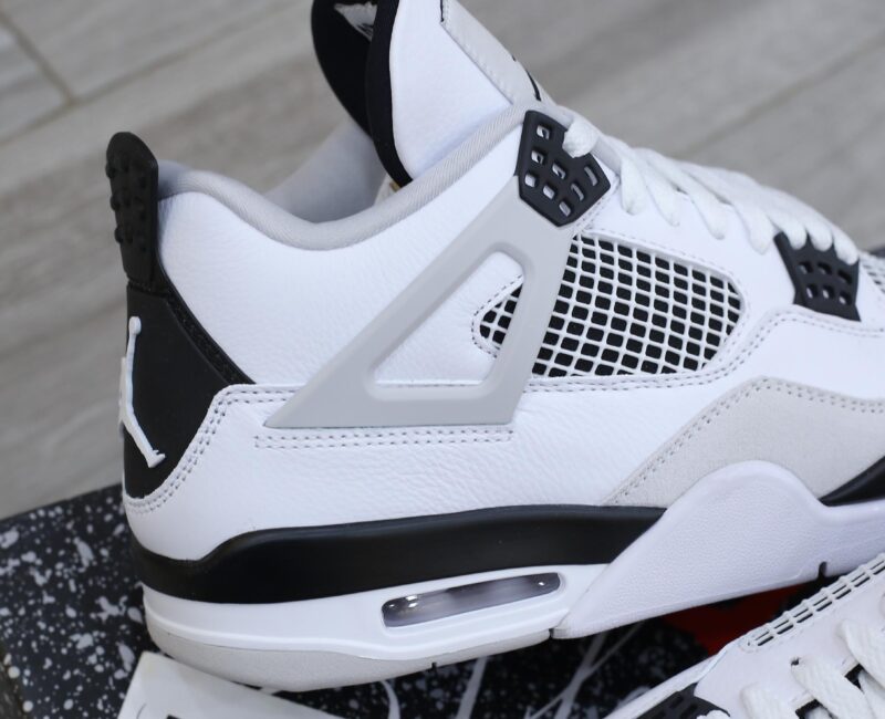 Giày Nike Air Jordan 4 Retro ‘Military Black’ Best Quality