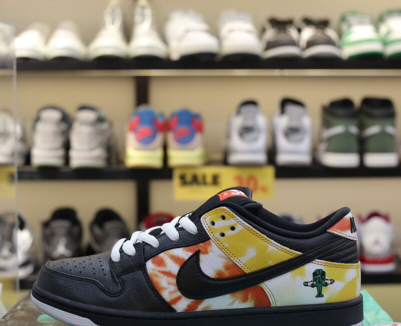 Giày Nike SB Dunk Low ‘Tie Dye Raygun Black’ Like Auth