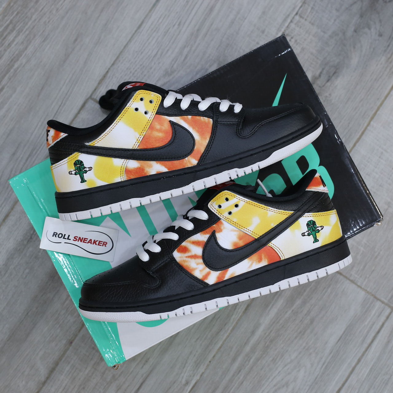 Giày Nike SB Dunk Low ‘Tie Dye Raygun Black’ Like Auth