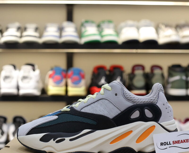 Giày Adidas Yeezy 700 OG Wave Runner Best Quality