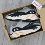 Giày Adidas Yeezy 700 OG Wave Runner Best Quality