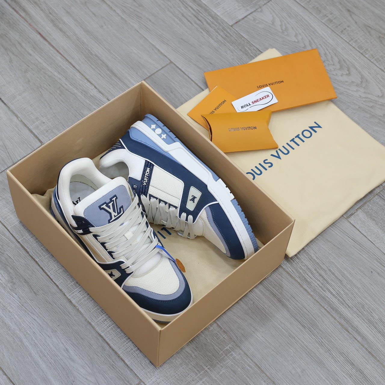 Giày Louis Vuitton LV Trainer Blue Trơn 2023 Best Quality