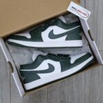 Giày Nike Air Jordan 1 Low ‘Galactic Jade’ (W) Best Quality