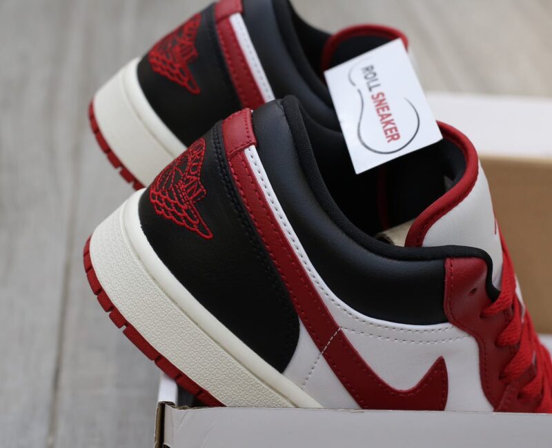 Giày Nike Air Jordan 1 Low Reverse Black Toe "W" Best Quality
