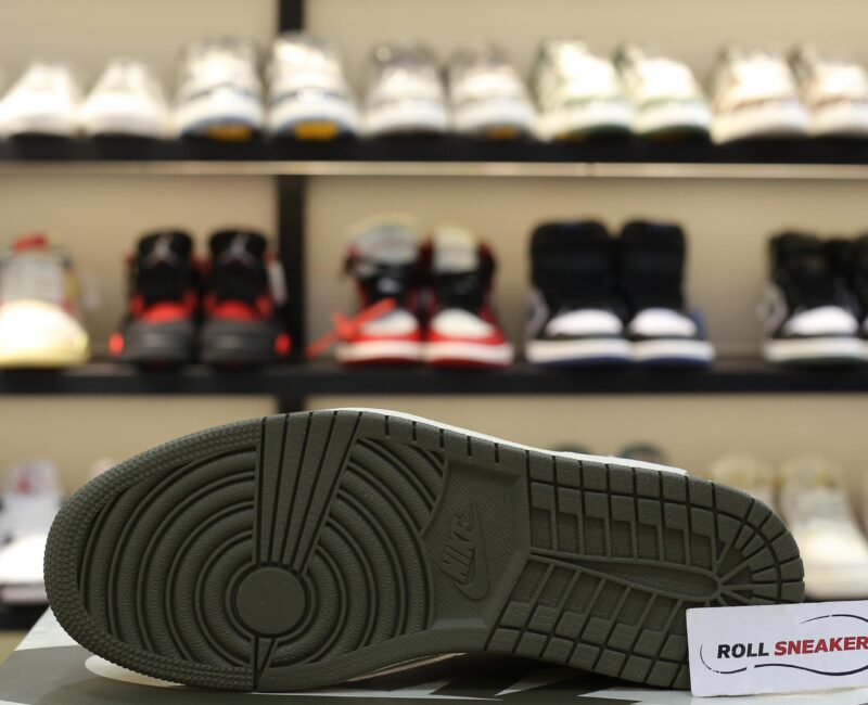 Giày Nike Air Jordan 1 Low Travis Scott Black Olive Best Quality