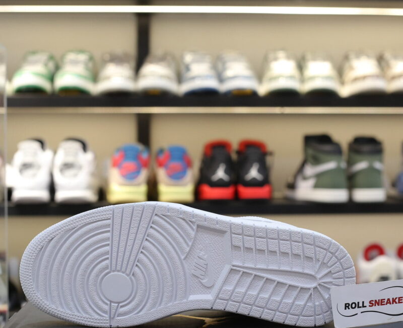 Giày Nike Air Jordan 1 Low Triple White Best Quality