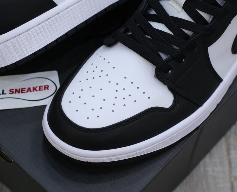 Giày Nike Air Jordan 1 Mid 'Panda' Like Auth