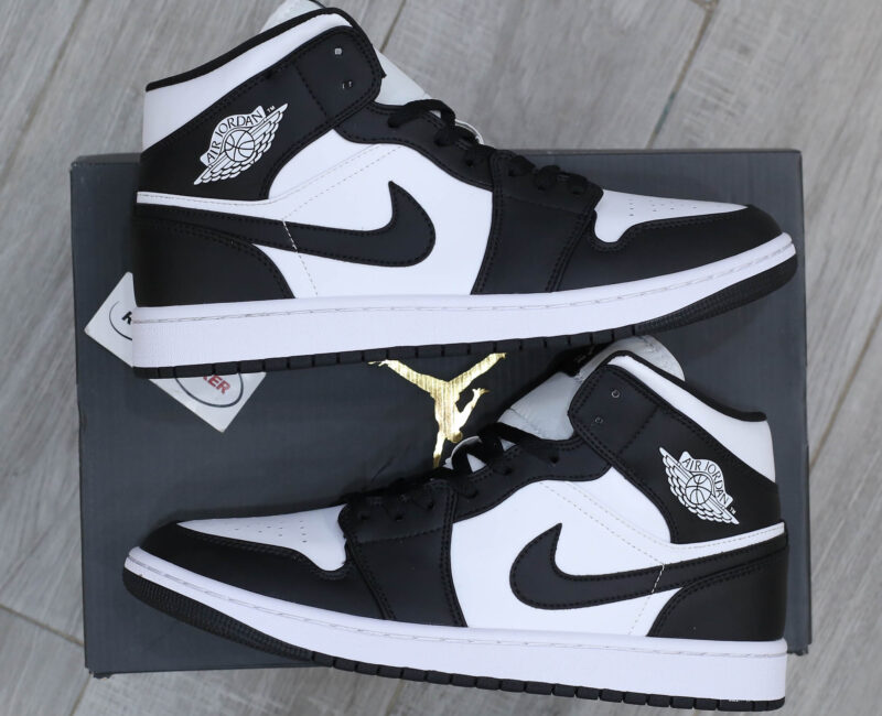 Giày Nike Air Jordan 1 Mid 'Panda' Like Auth