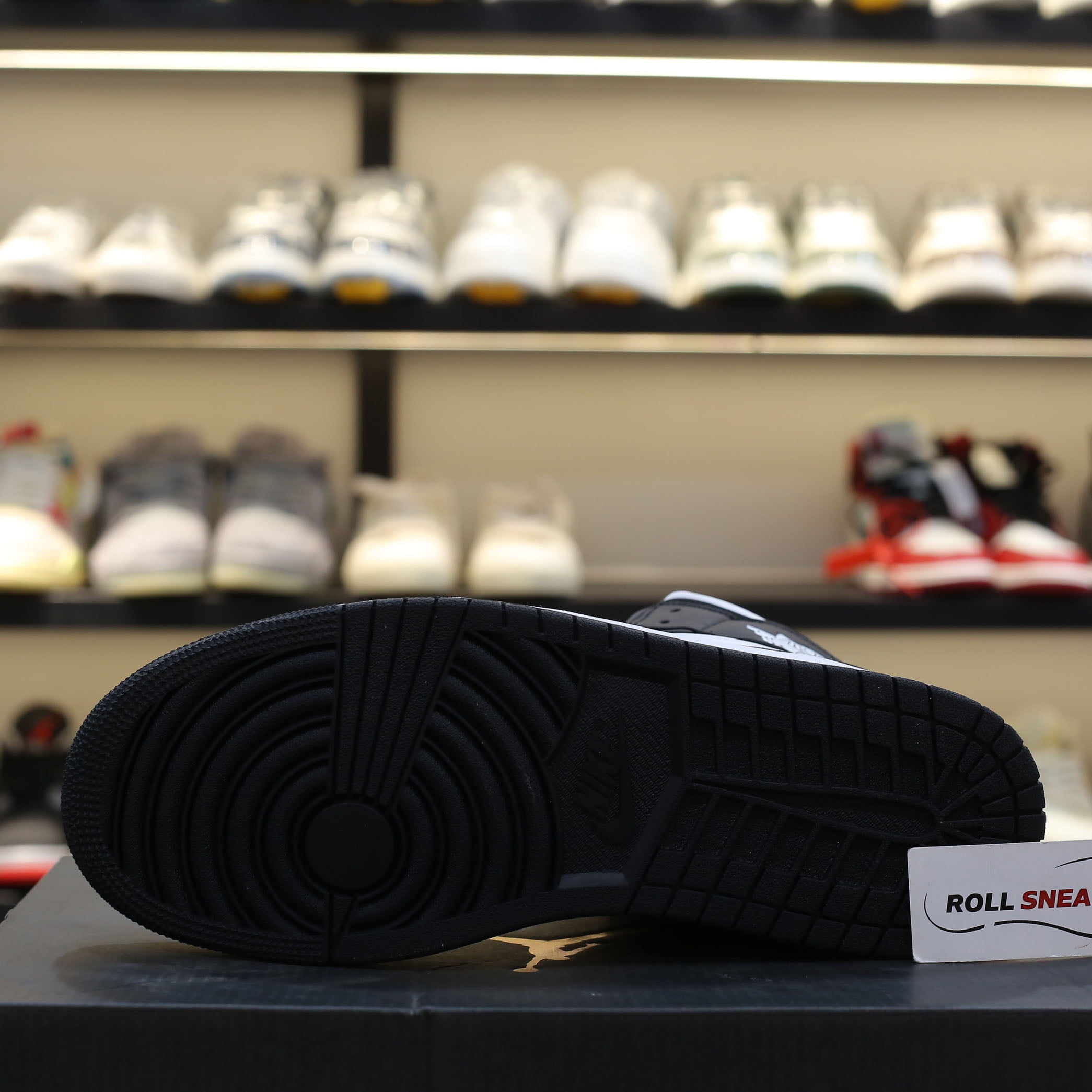 Giày Nike Air Jordan 1 Mid 'Panda' Like Auth