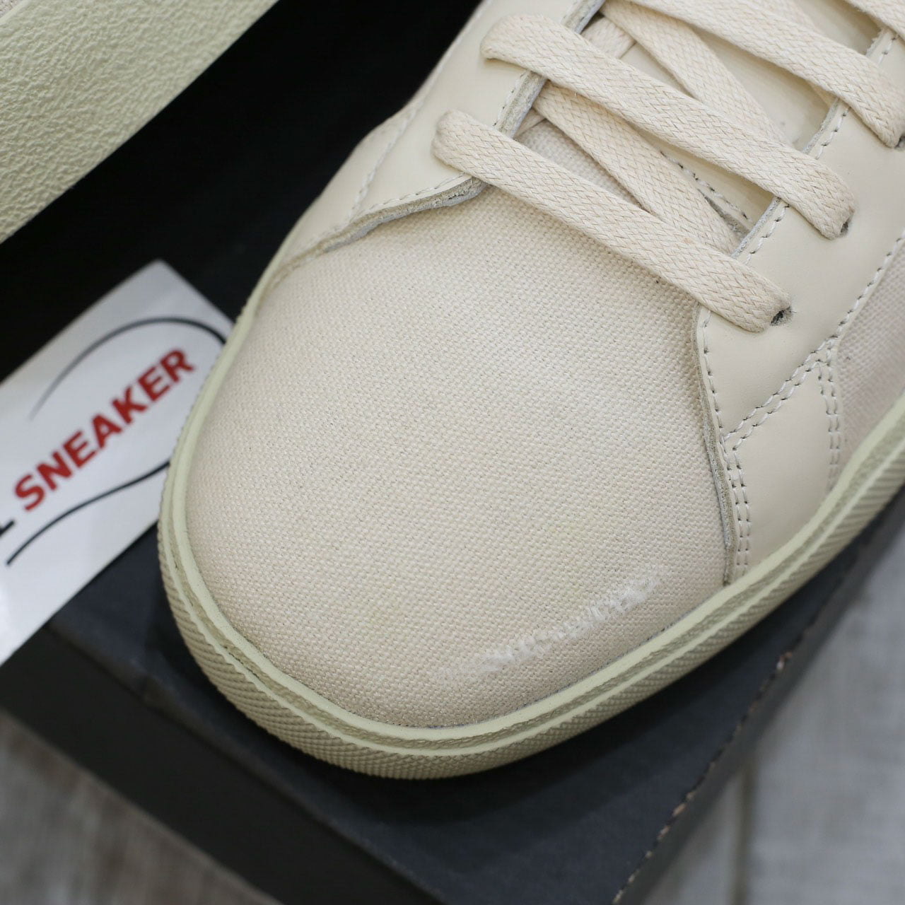 Giày Saint Laurent Court Classic trắng Best Quality