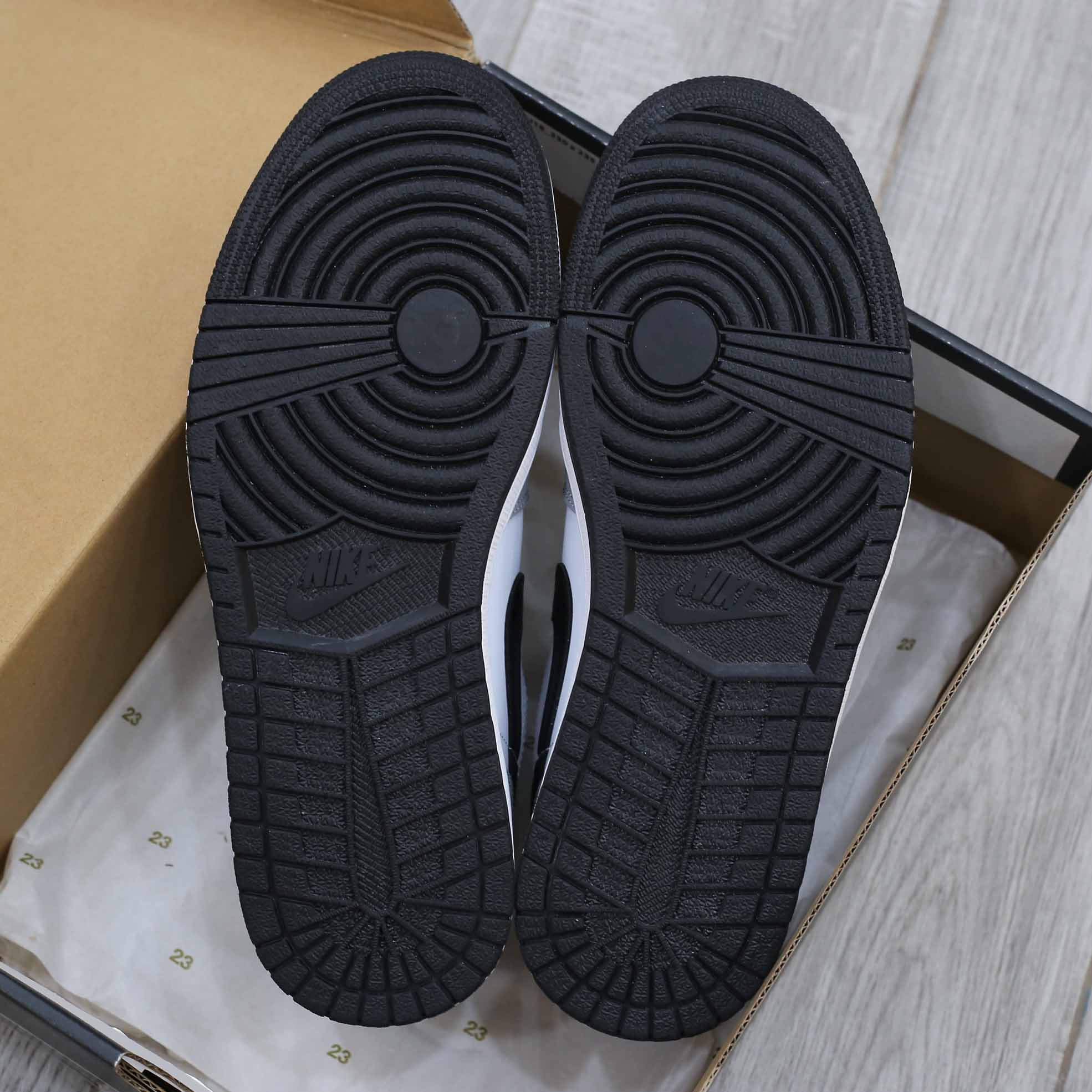 Giày Nike Air Jordan 1 Low Light Smoke Grey Best Quality