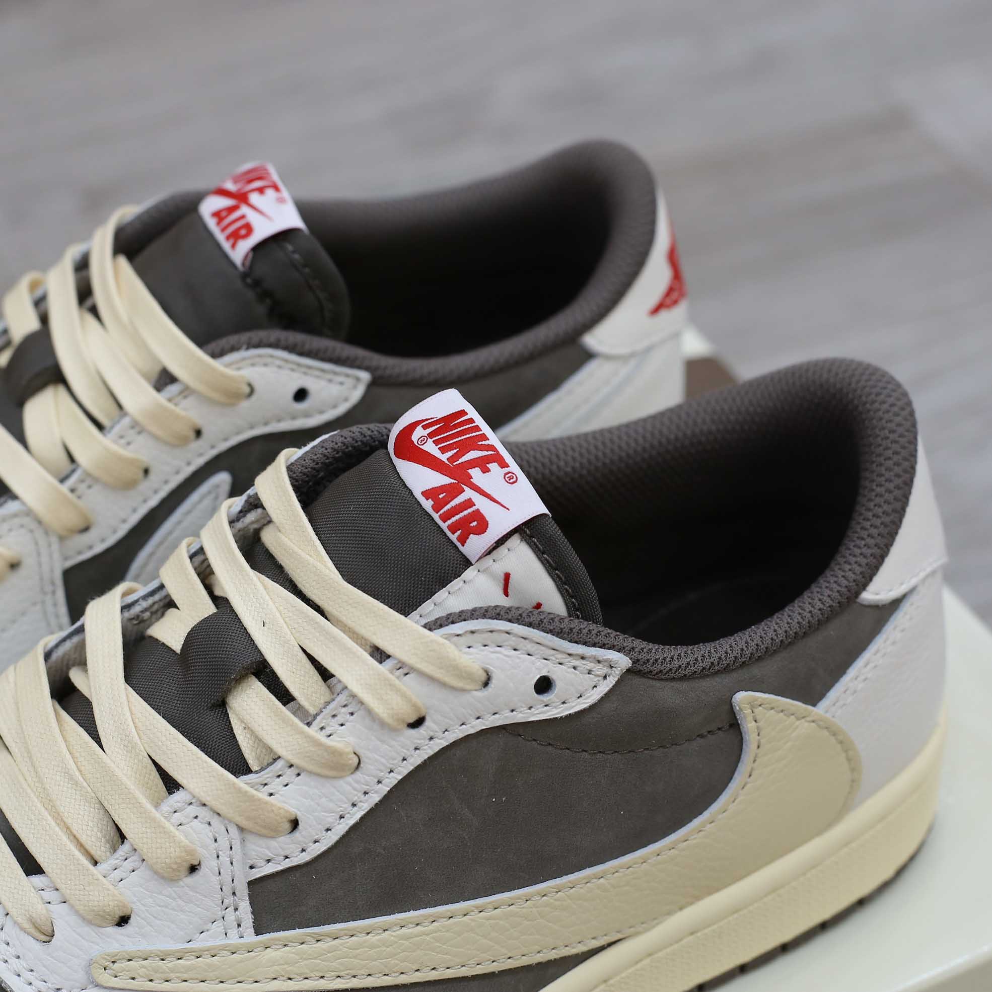 Giày Nike Air Jordan 1 Low Travis Scott ‘Reverse Mocha’ Best Quality 