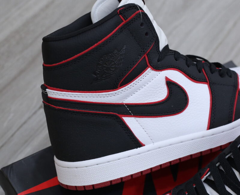 Nike Air Jordan 1 Retro High Bloodline Best Quality