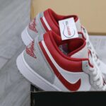 Giày Air Jordan 1 Low SE ‘Light Smoke Grey Gym Red’ Best Quality