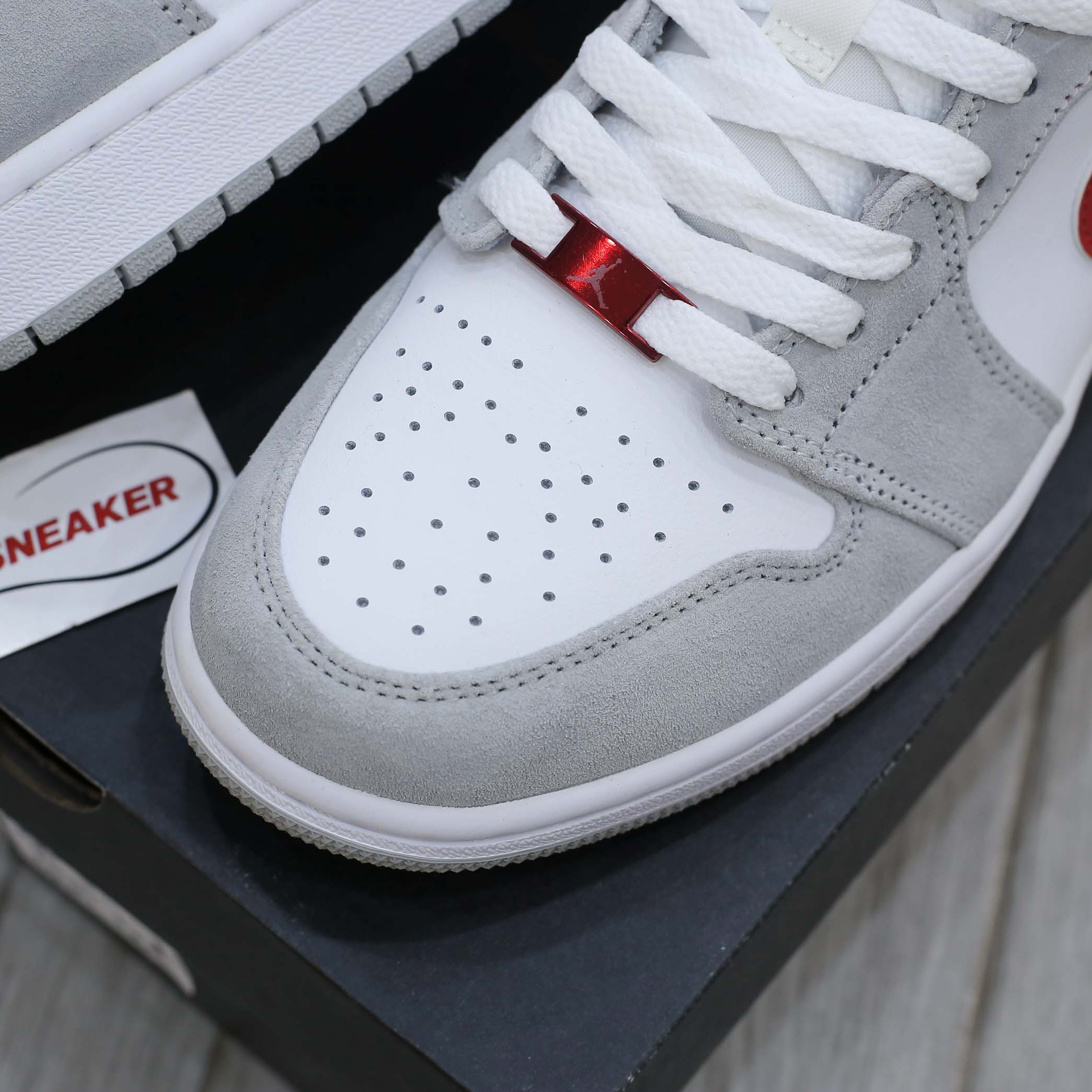 Giày Air Jordan 1 Low SE ‘Light Smoke Grey Gym Red’ Best Quality