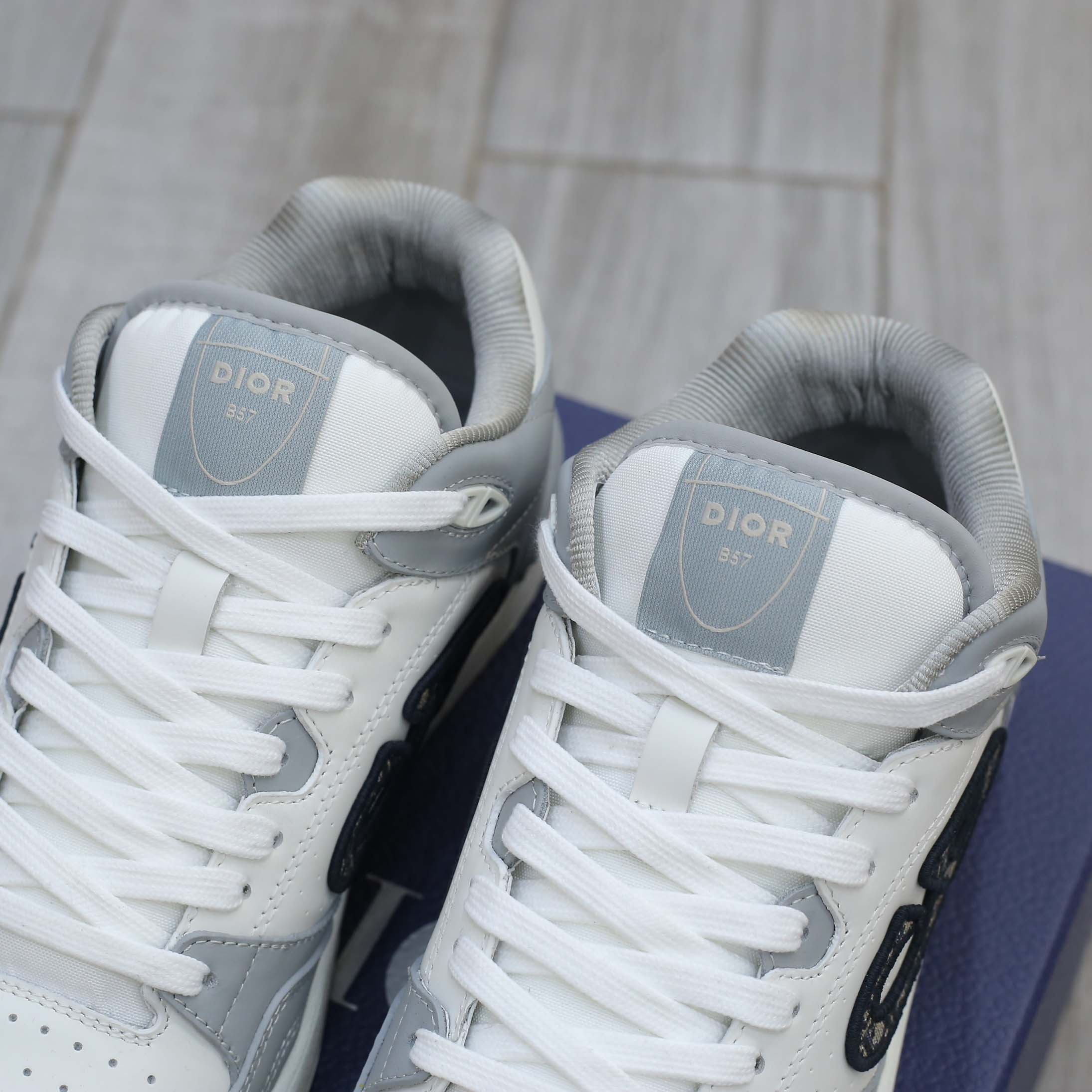 Giày Dior B57 Mid Gray White Dior Oblique Jacquard Like Auth