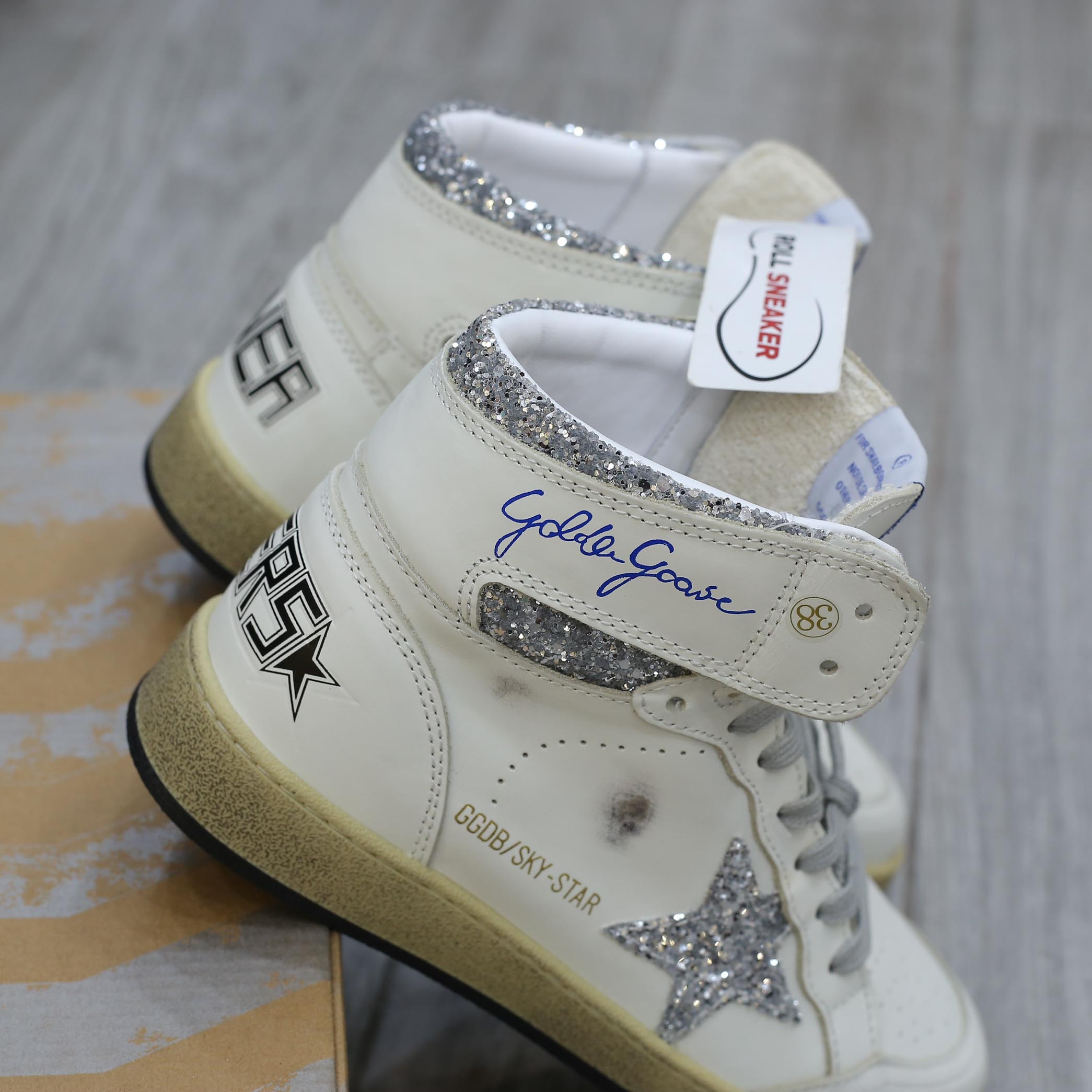 Giày Golden Goose