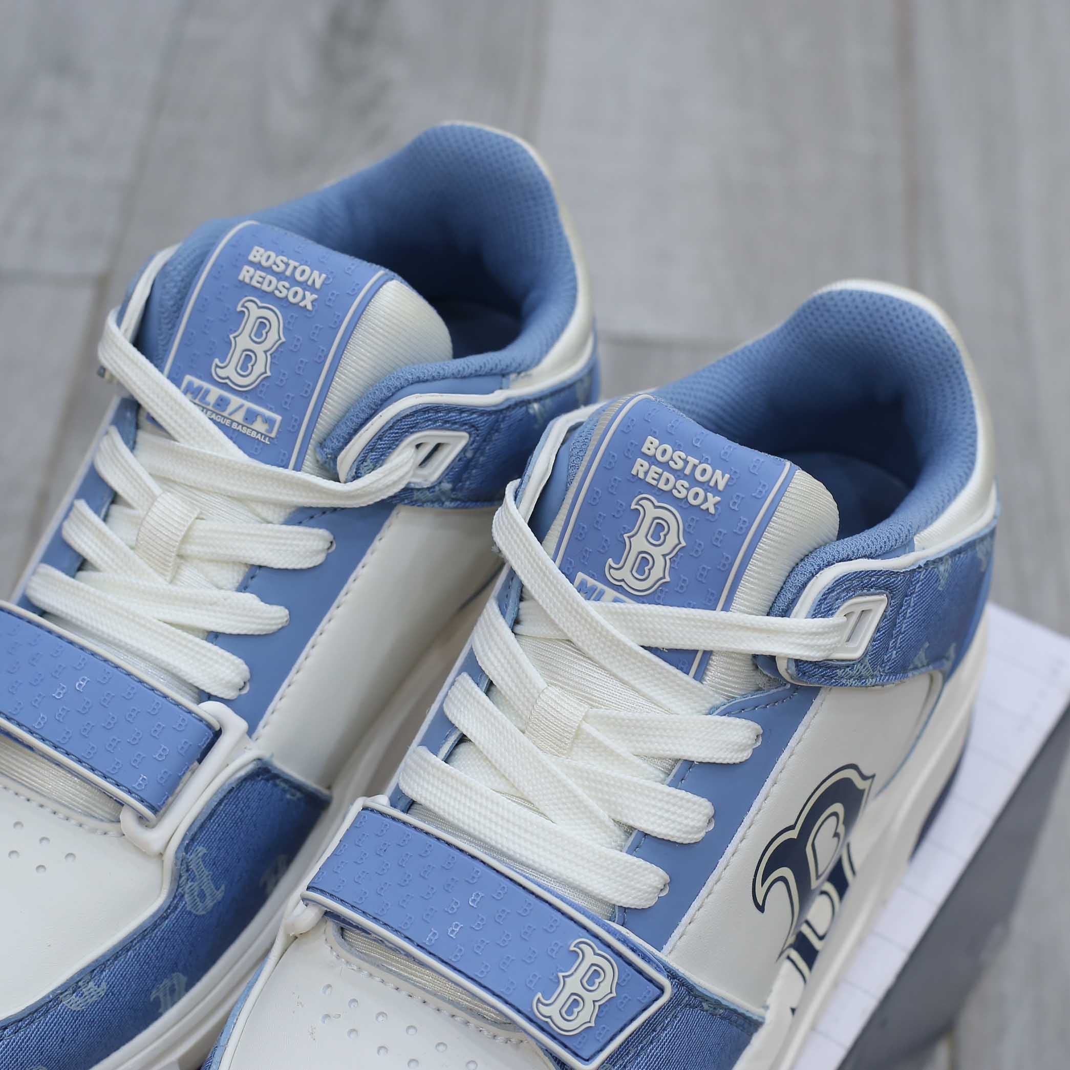 Giày MLB Chunky Liner Mid Denim Boston Red Sox ‘D.Blue’ Auth