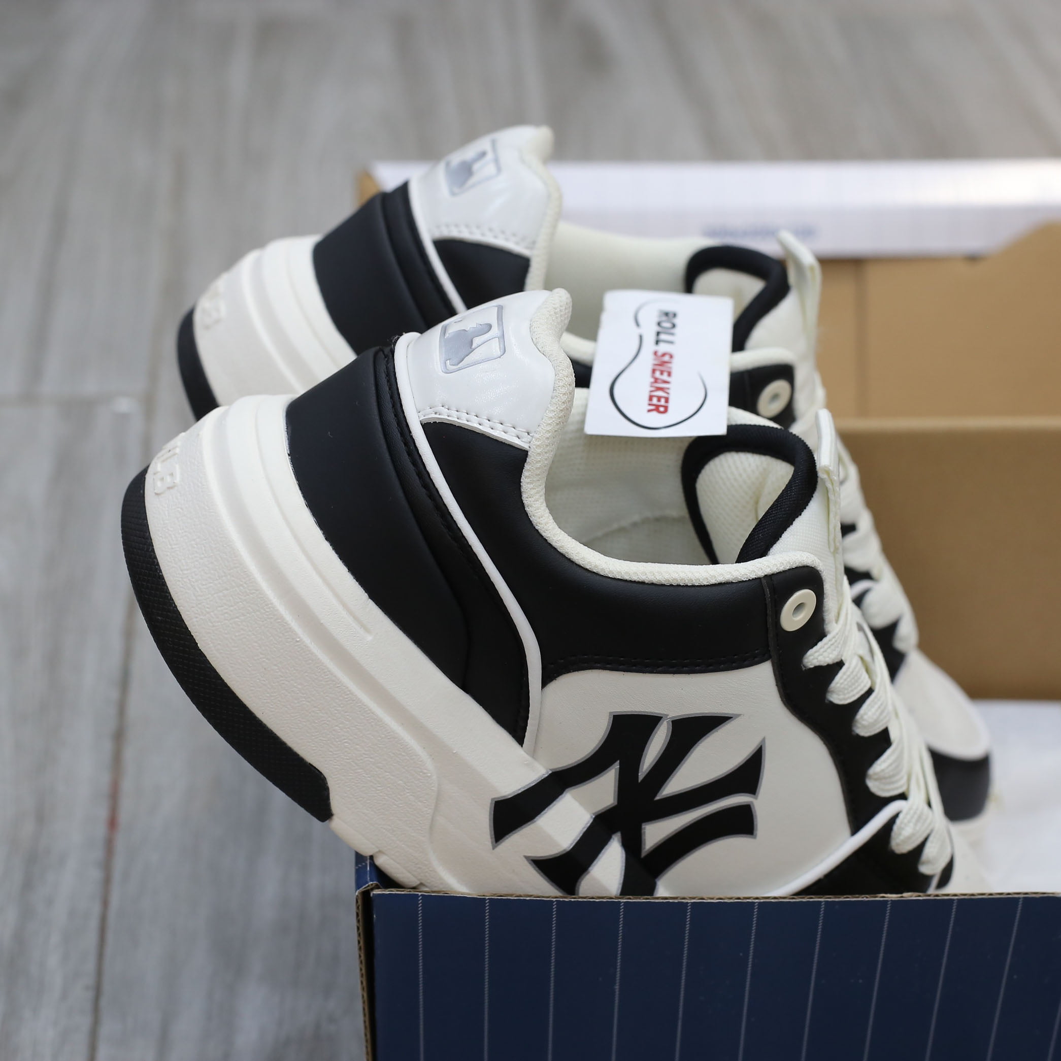 Giày MLB Chunky Liner Piano Black New York Yankees Auth