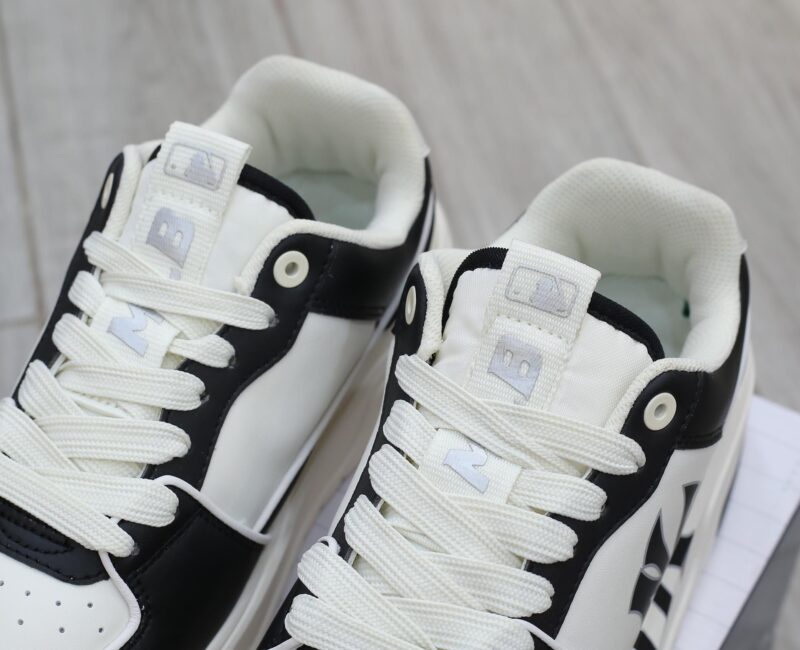 Giày MLB Chunky Liner Piano Black New York Yankees Auth