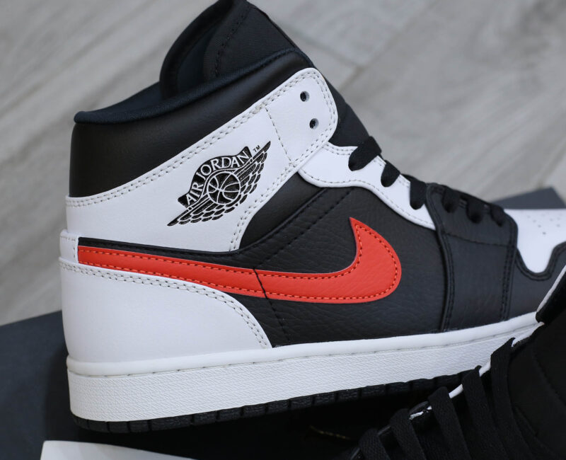 Giày Nike Air Jordan 1 Mid Black Chile Red White Best Quality