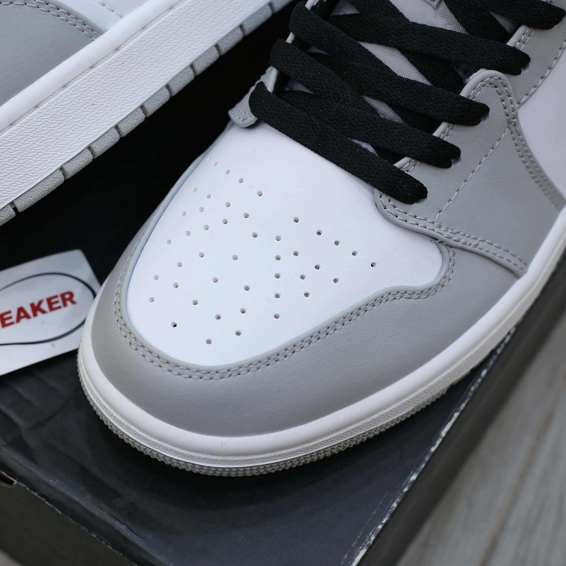 Giày Nike Air Jordan 1 Mid Light Smoke Grey Best Quality