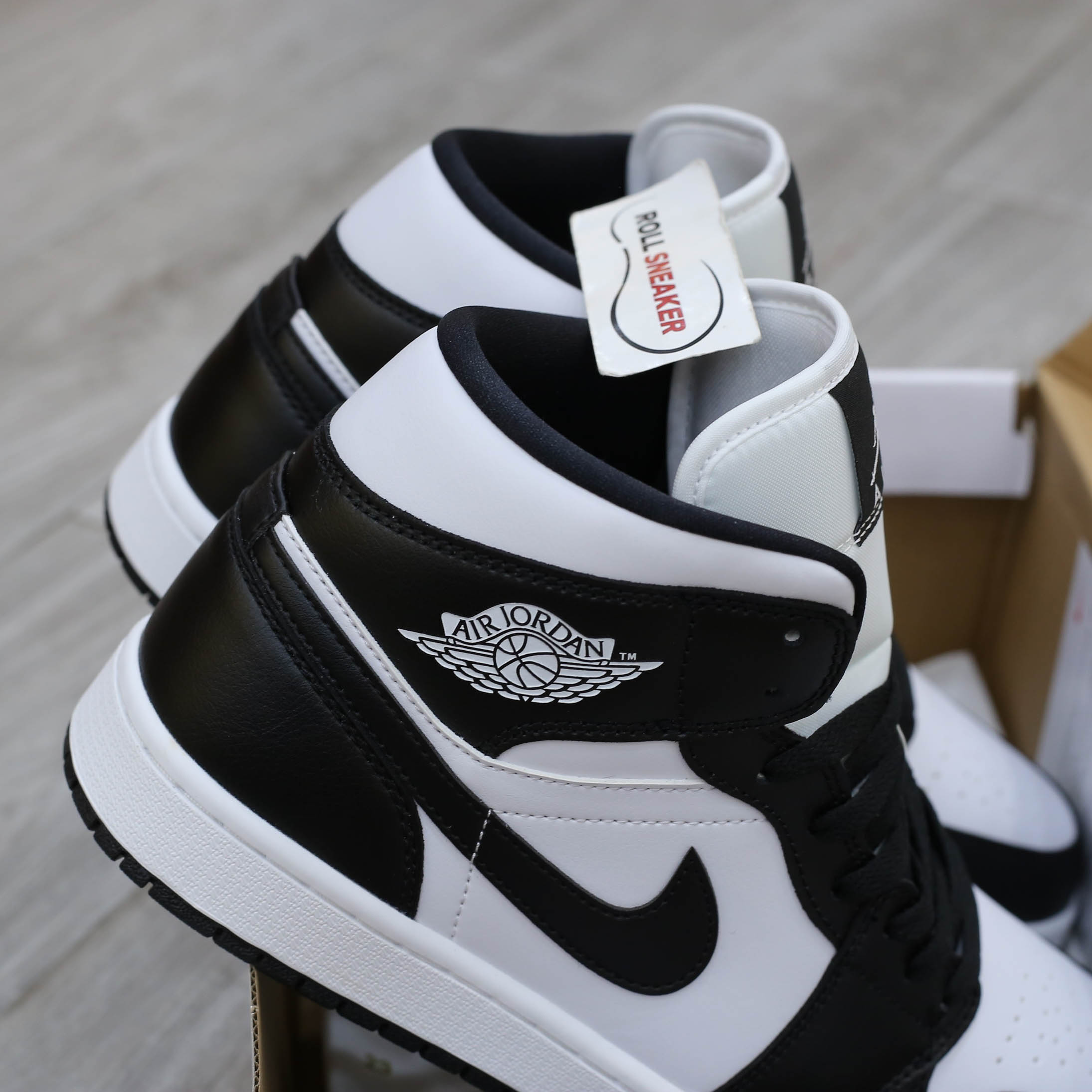 Giày Nike Air Jordan 1 Mid ‘Panda’ Best Quality