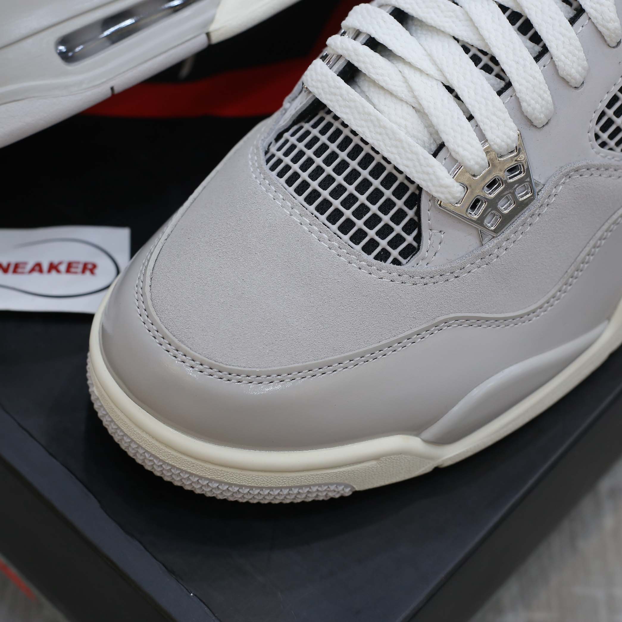 Giày Nike Air Jordan 4 Retro ‘Frozen Moments’ Best Quality