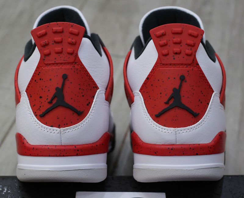 Giày Nike Air Jordan 4 Retro Red Cement Chuẩn 99% Auth