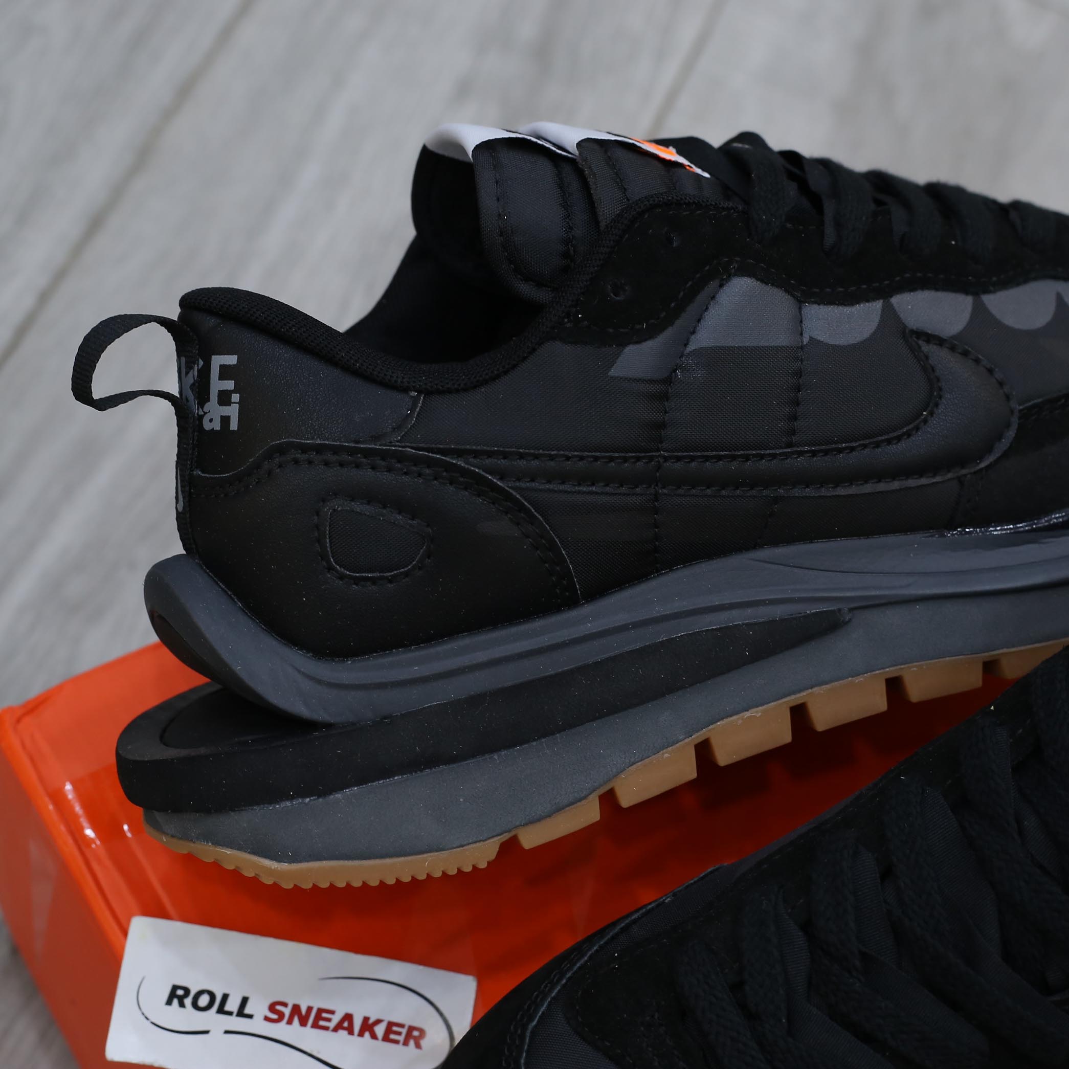 Giày Nike Sacai x VaporWaffle ‘Black Gum’ Best Quality