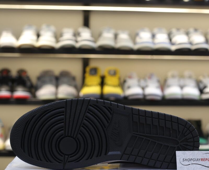 Giày Nike Air Jordan 1 Low ‘Panda’ 2023 (W) Auth