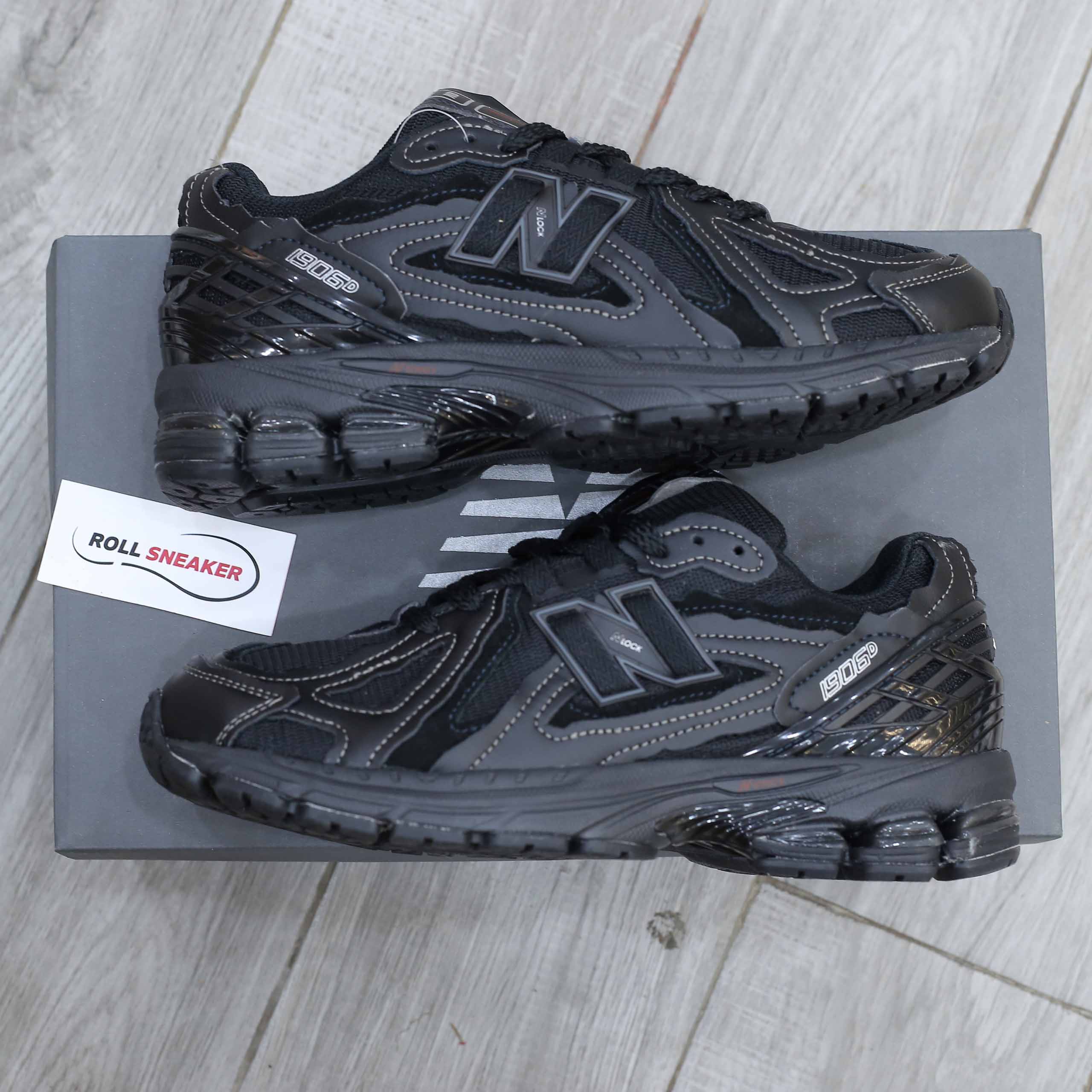 Dép Louis Vuitton Nam Màu Đen Họa Tiết Hoa Vàng Best Quality