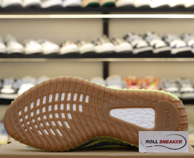 Giày Adidas Yeezy Boost 350 V2 ‘Semi Frozen Yellow’