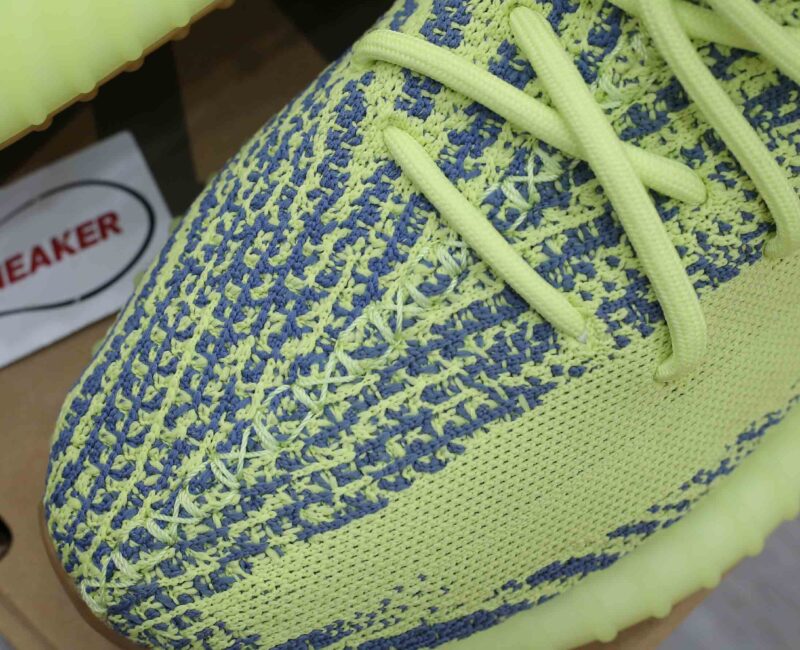 Giày Adidas Yeezy Boost 350 V2 ‘Semi Frozen Yellow’