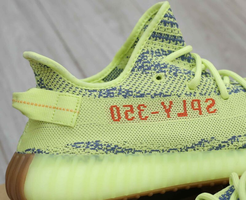 Giày Adidas Yeezy Boost 350 V2 ‘Semi Frozen Yellow’